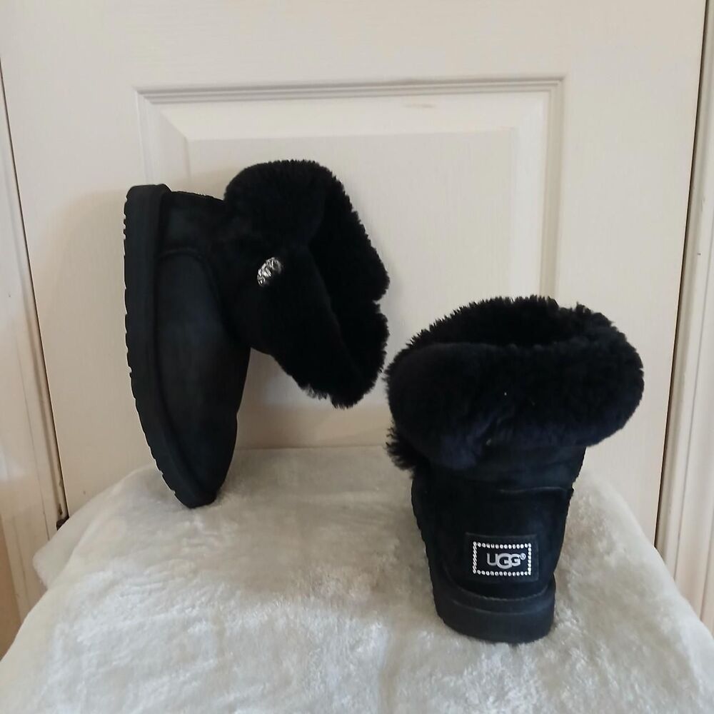 UGG Bailey Button Bling Boots Black Swarovski® Crystal Button Sheepskin Lined 8